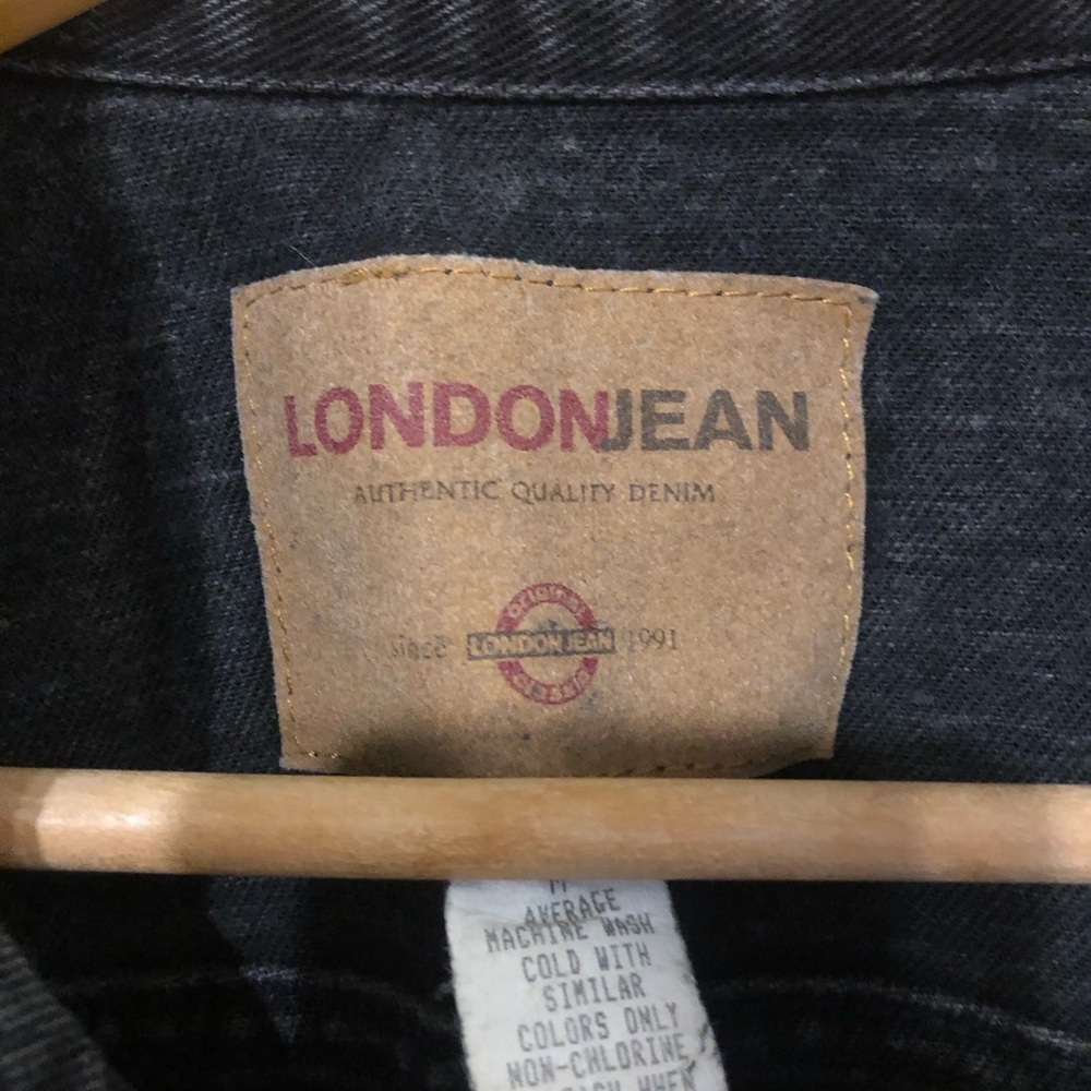 LONDONJEAN Black Denim Jacket with Leather Label - Picture 5 of 6